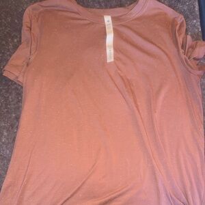 LuLuLemon tee